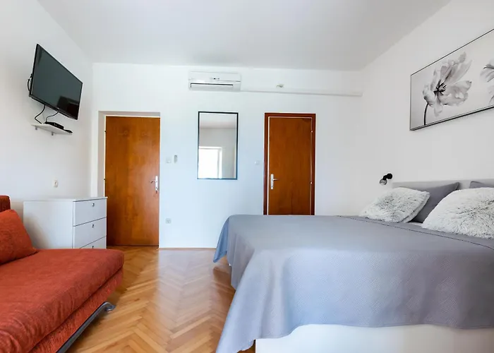 Ruza Tomislav Apartmán *