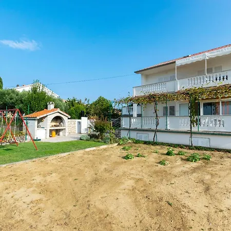 Apartament Ruza Tomislav *