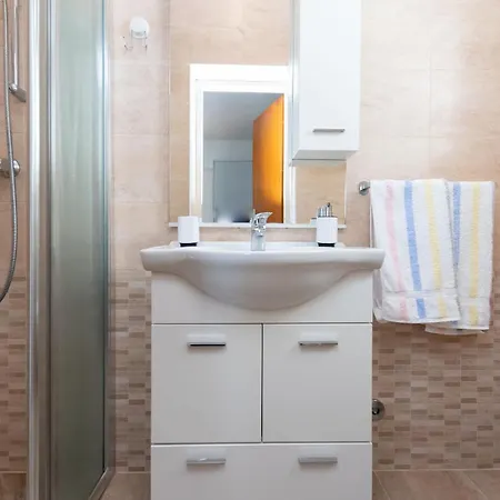 Ruza Tomislav Apartamento *