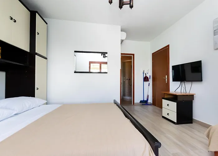 Ruza Tomislav 아파트 *